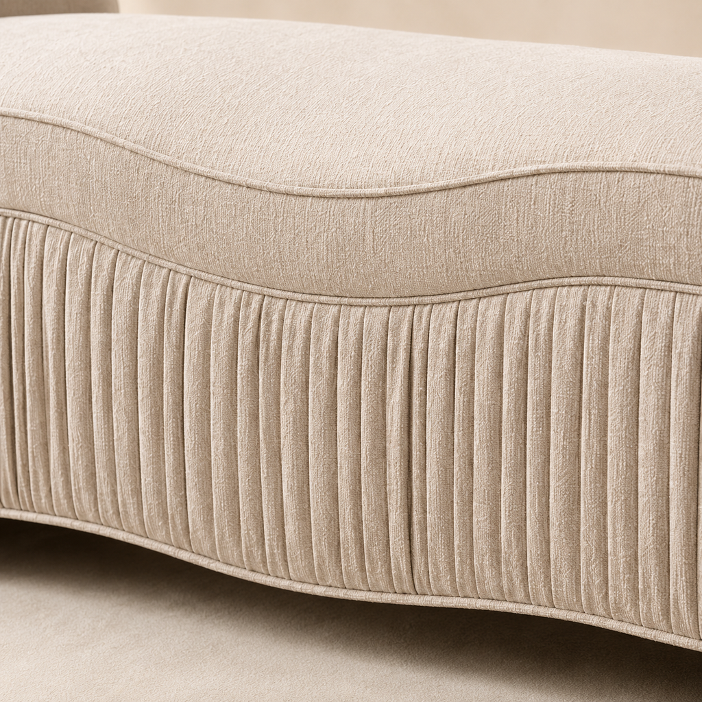 LdxcaHcv™ Halo Pleat Bench